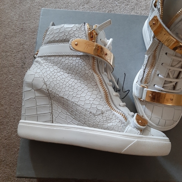 Women Giuseppe Zanotti Heel Sneaker - Picture 2 of 4